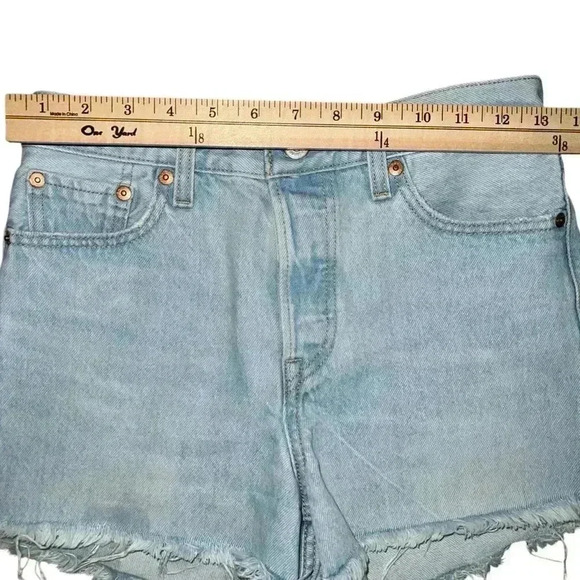 Levi’s Wedgie Short size 26 - Picture 8 of 11